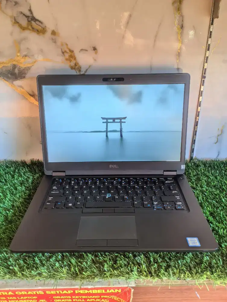 JUAL MURAH LAPTOP DENGAN SPEFIKASI MEWAH LAGI CUCI GUDANG LANGSUNG WA
