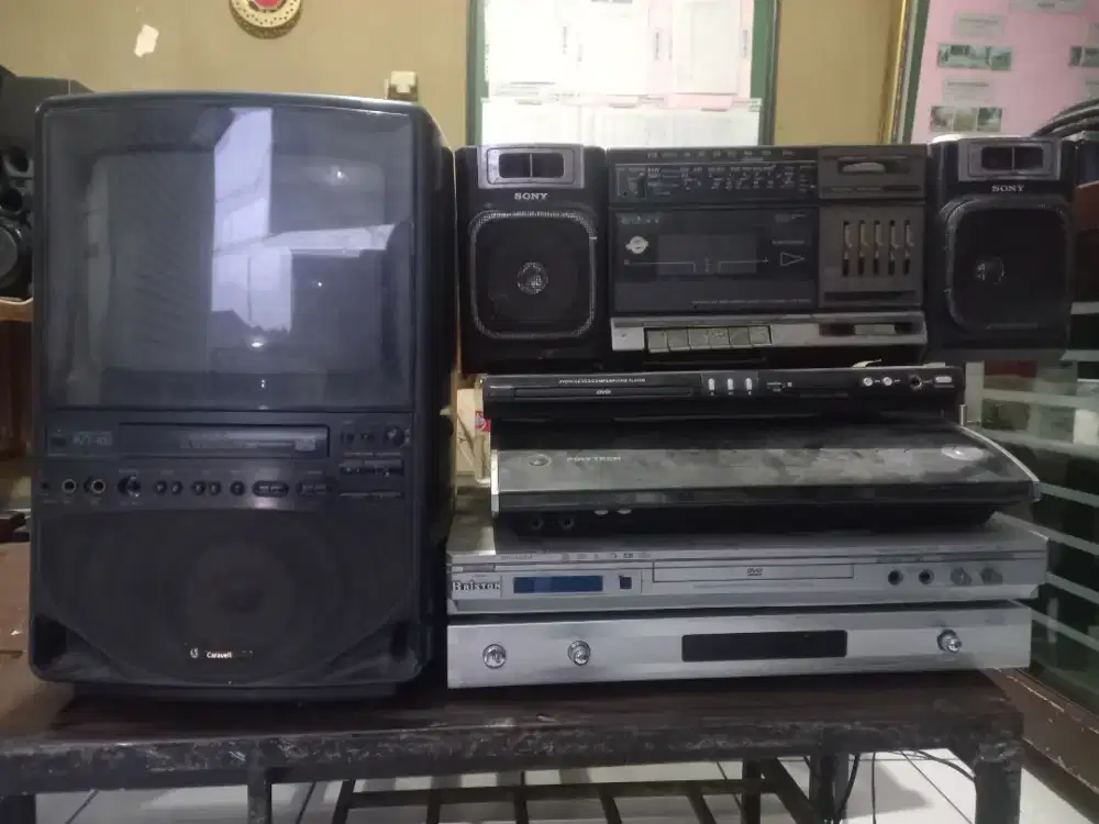 TV/Tape compo/CD/VCD/DVD player/wireless microphone
