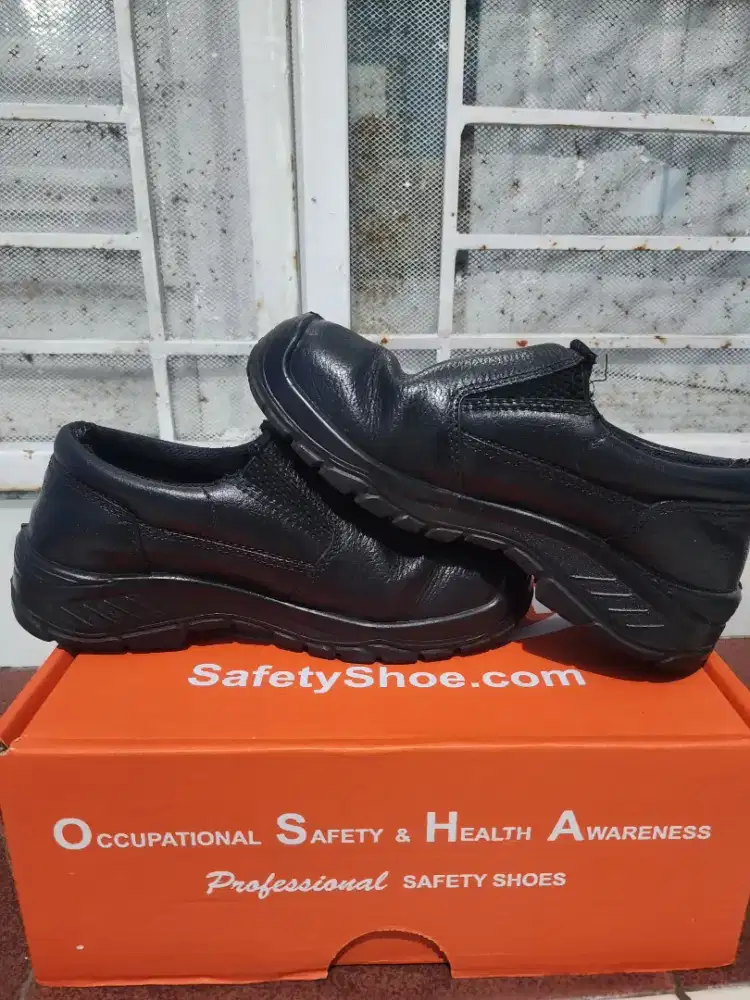 Sepatu Safety Murah