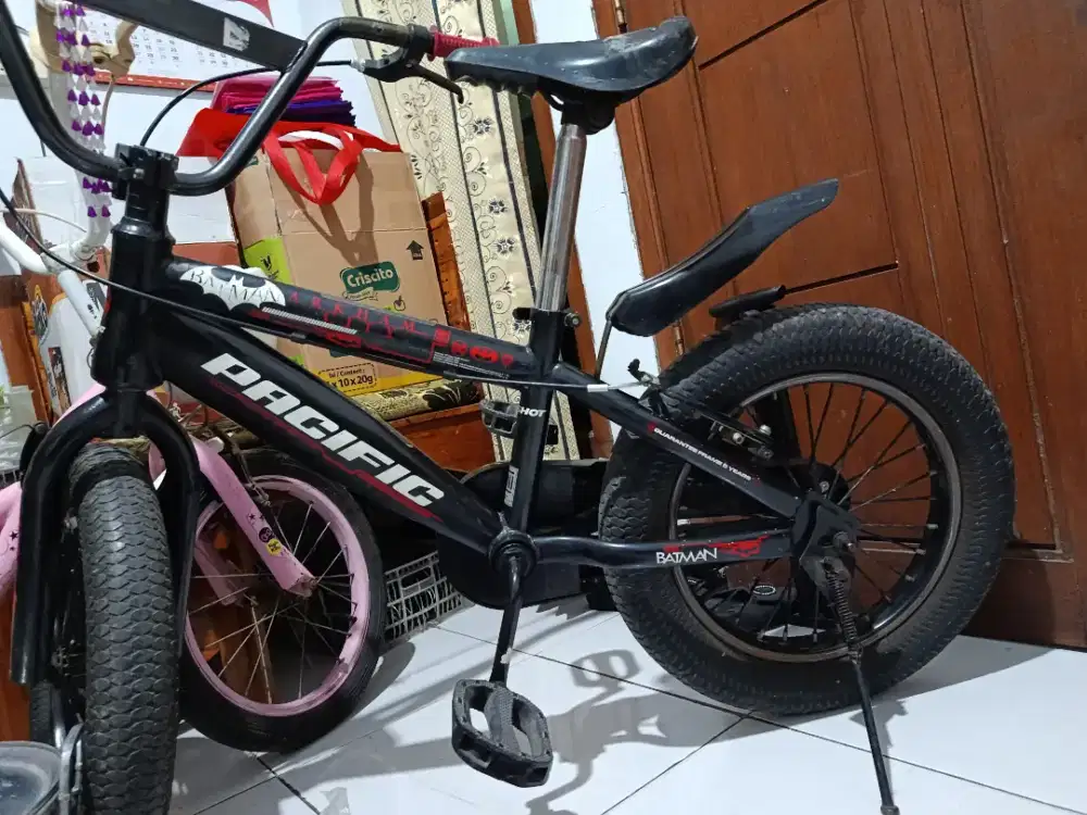 Sepeda anak BMX pacific Batman