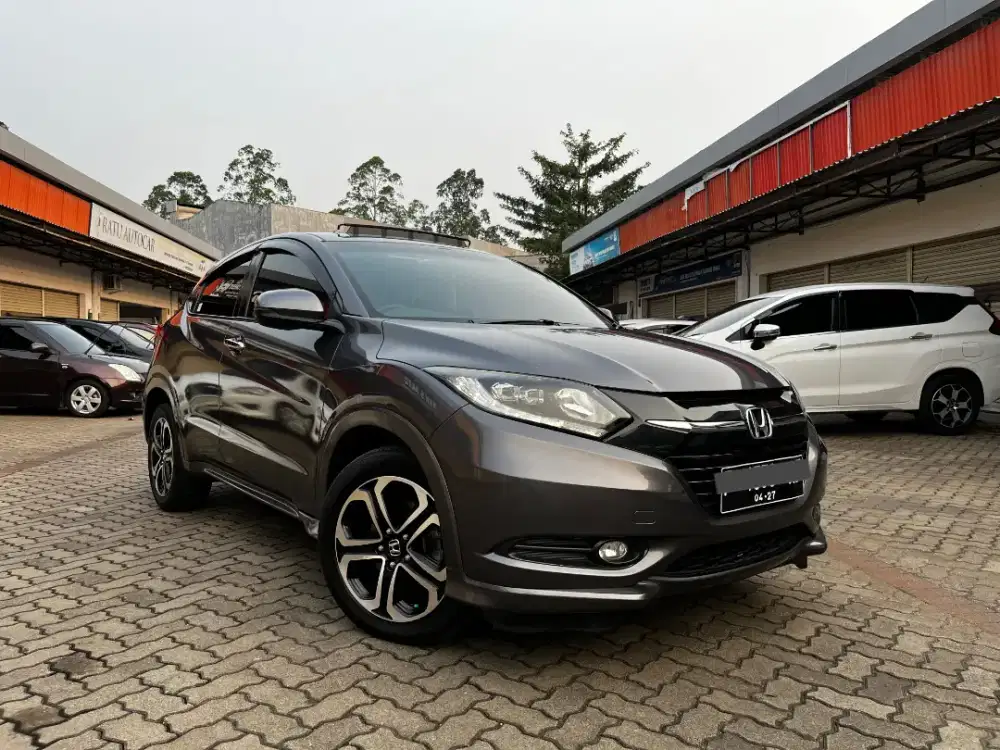 HONDA HRV RS PRESTIGE 2017 CVT SUNROOF STEEL GREY EDITION