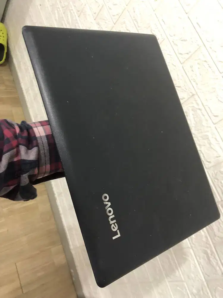 Laptop Lenovo 80TQ, untuk pelajar sangat cocok