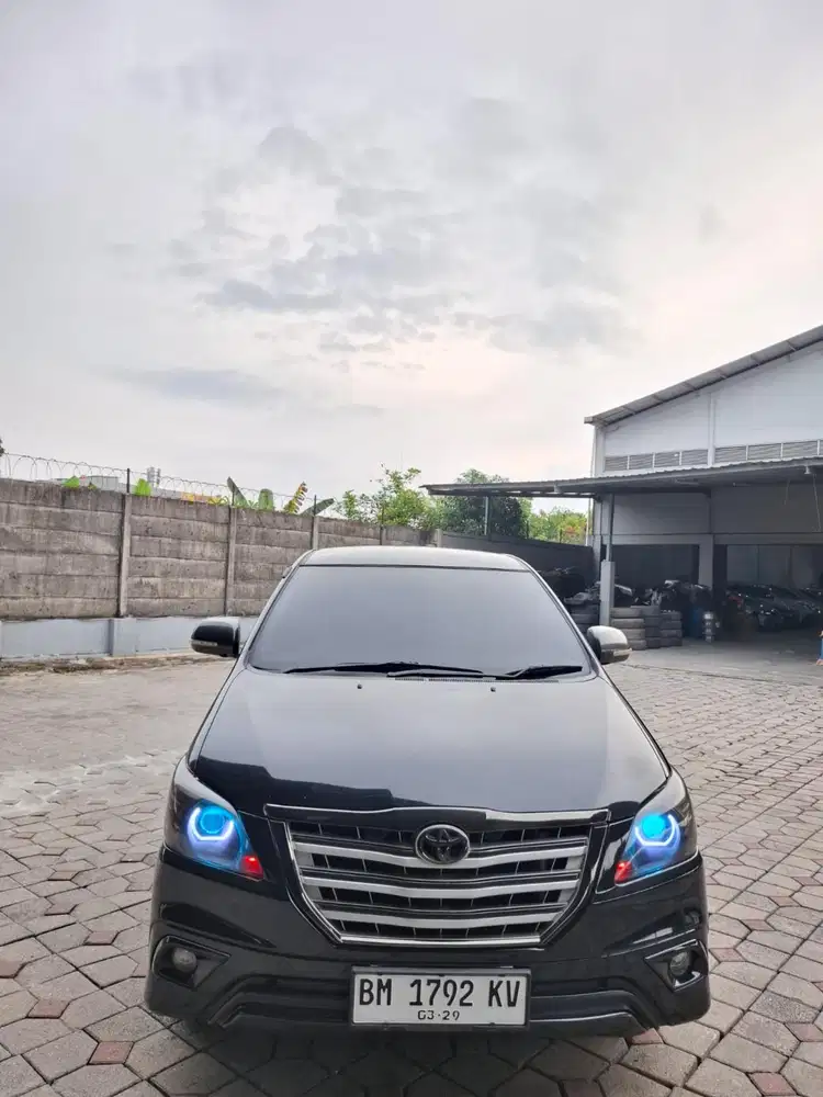 Innova 2014 G diesel manual