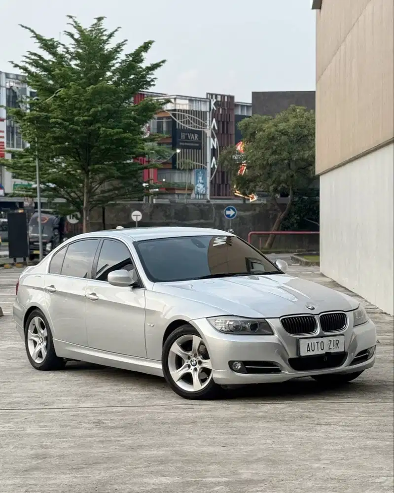 BMW 320i E90 Lci Silver 2011 Tdp Murmer Ori Menarik Antik Simpan Baru
