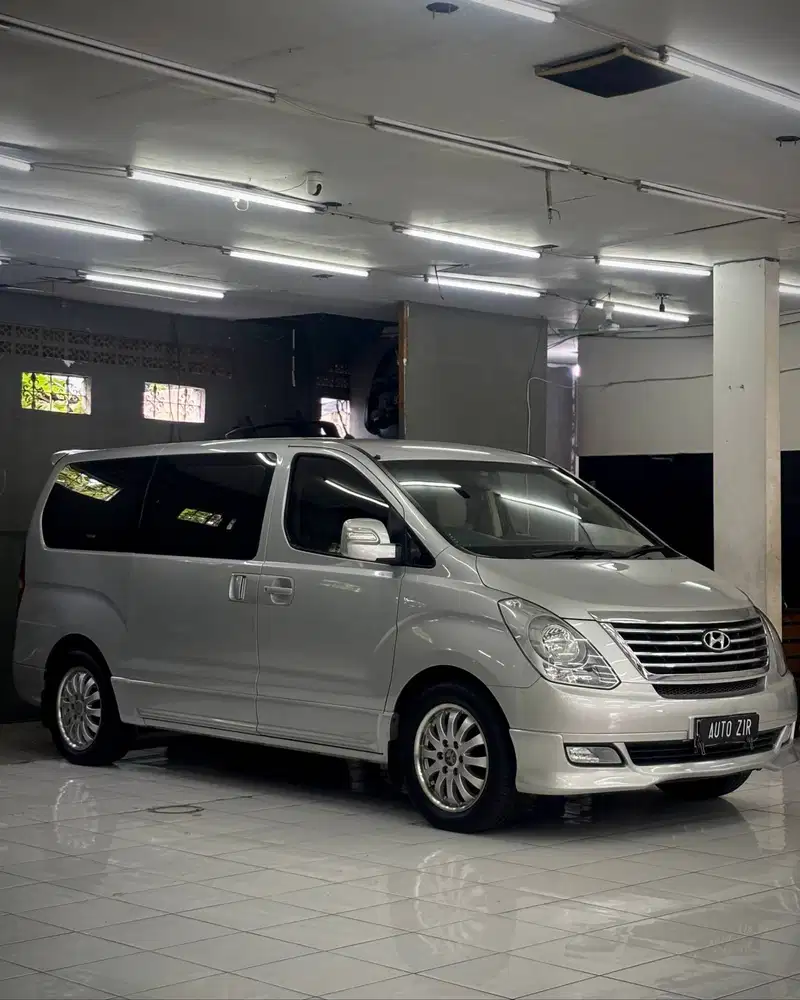 Hyundai H1 Royale Silver 2013 TdpMurmer Ori Menarik Bu Antik Simpan Ok