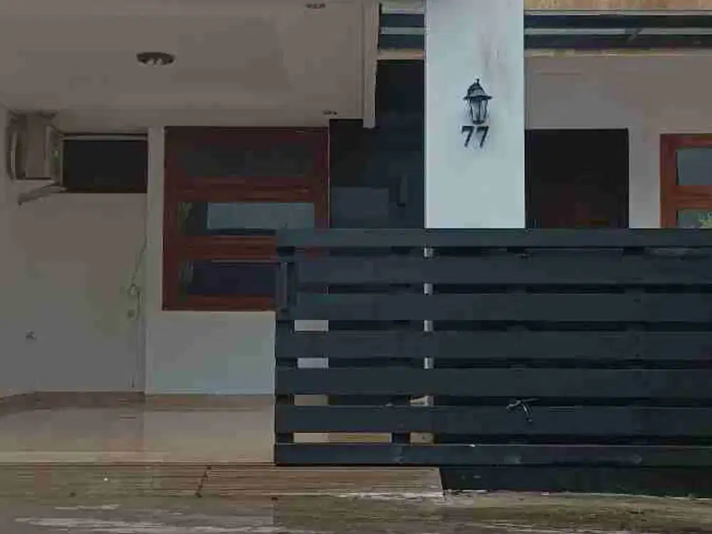 RUMAH DALAM KOMPLEK PDK LEBAK BULUS