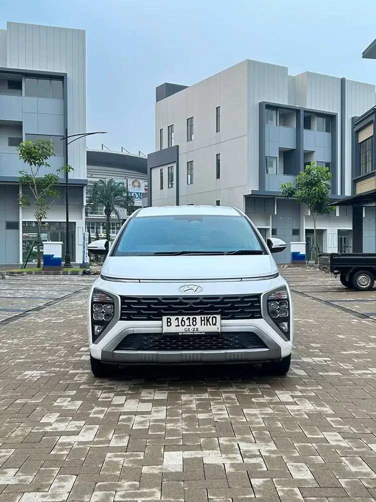 Istimewa Gan nie Hyundai Stargazer Prime AT 2023 Bensin Putih Metalik