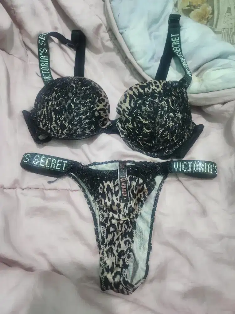 Victoria screet