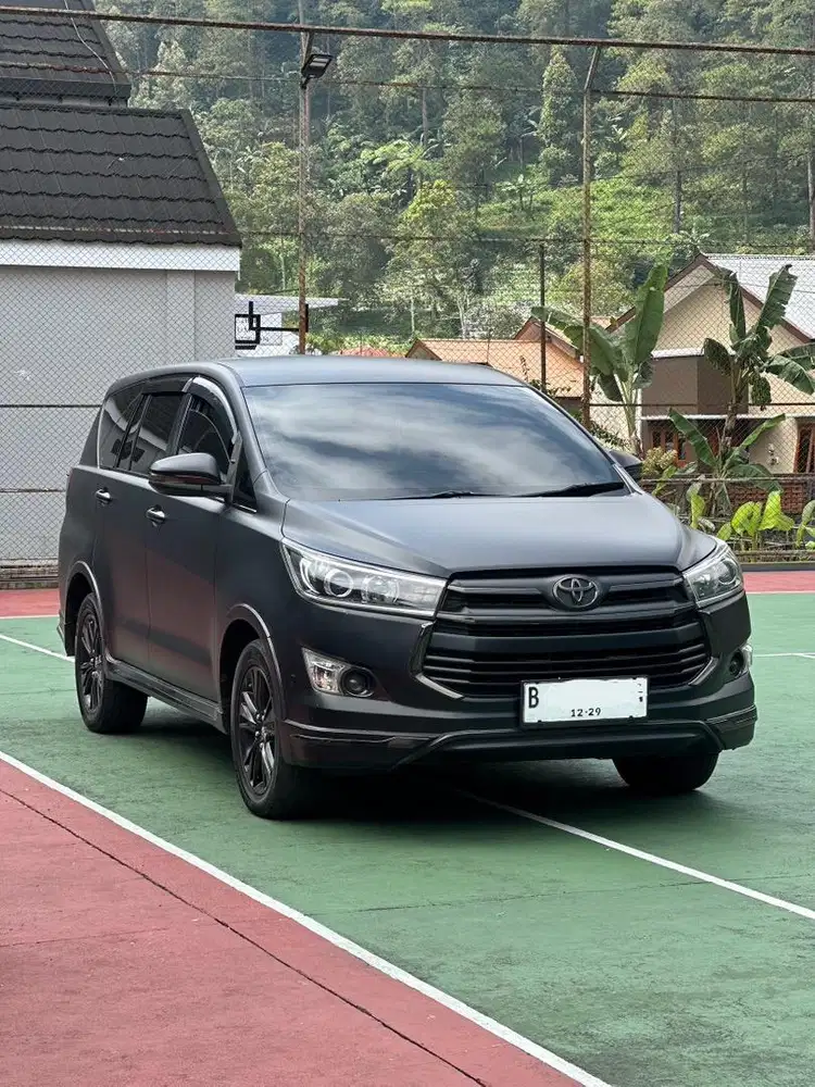 2.4 V AT Innova Reborn Diesel Up Ventuter