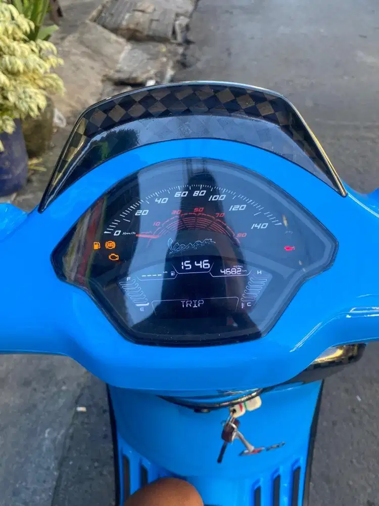 Dijual Vespa sprint s  ABS pemakaian pribadi
