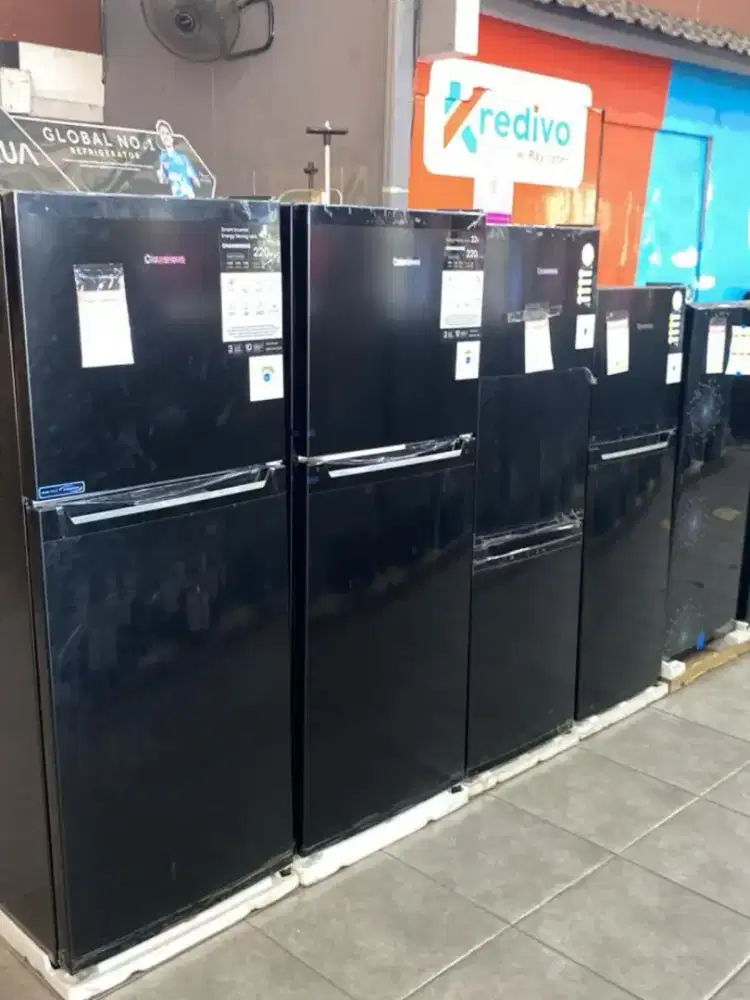 KULKAS 2 PINTU CICILAN DP 0