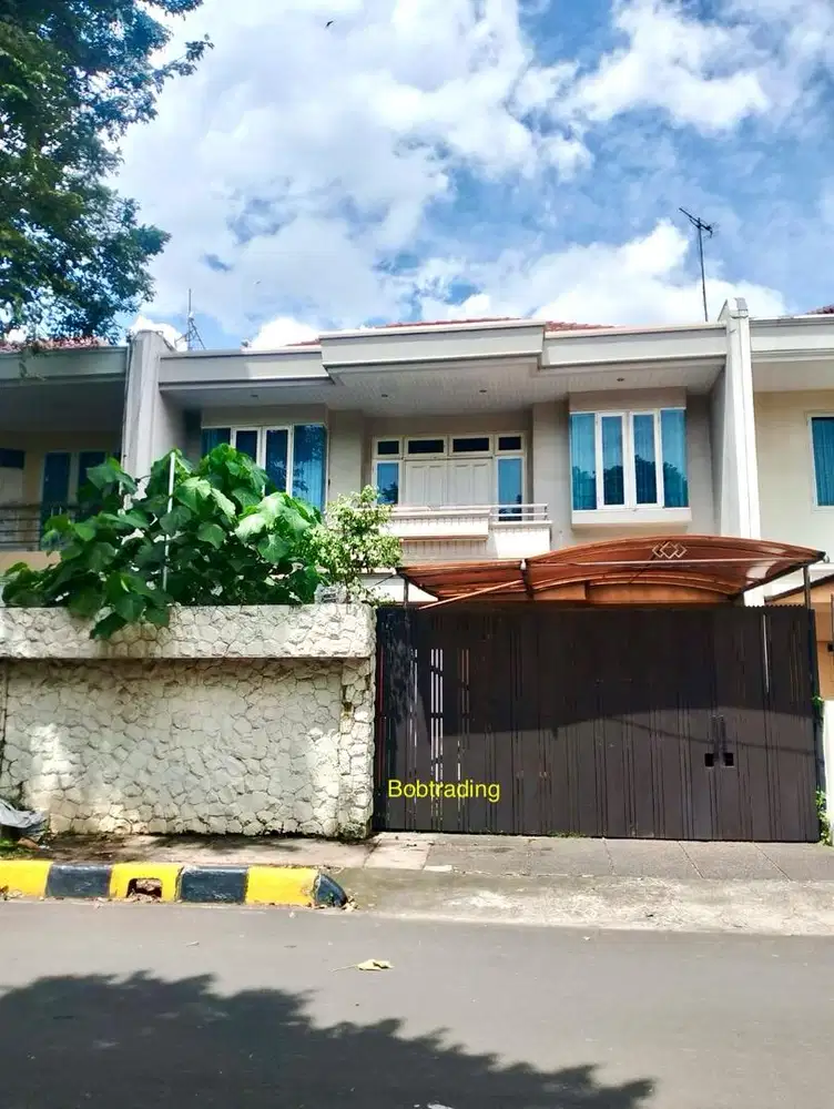 Rumah cantik di Kebon Jeruk Intercon