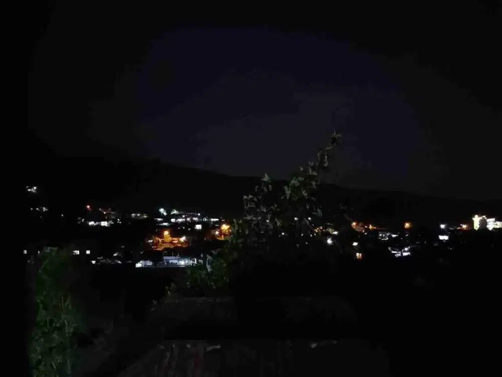 HOTEL AKTIF PACET LUAS VIEW CANTIK