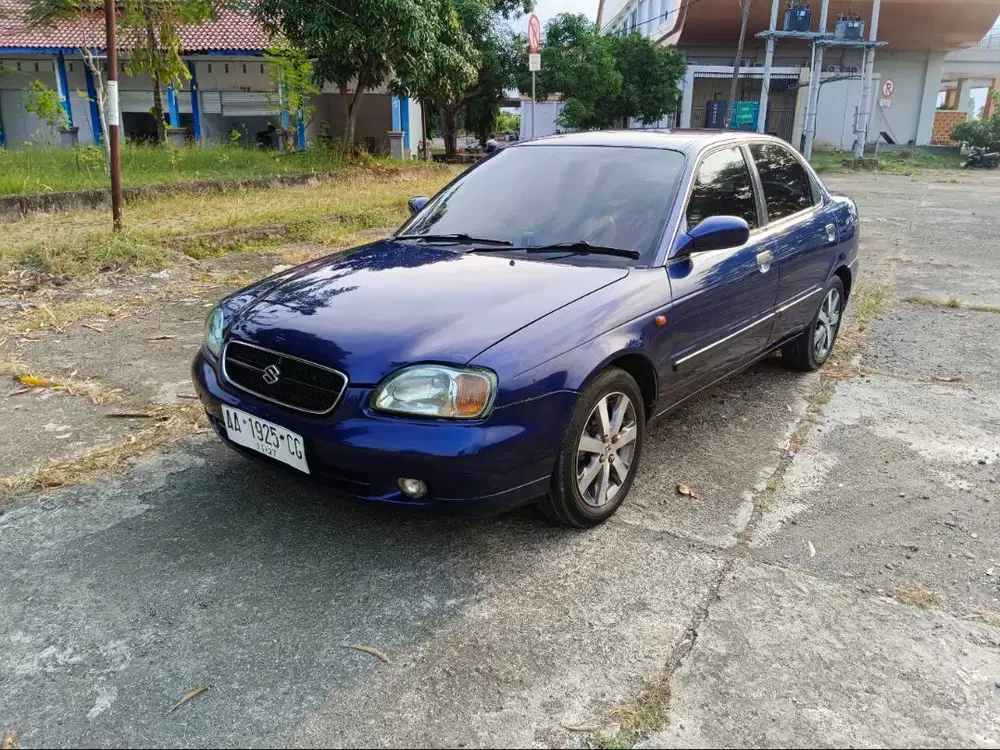Suzuki Baleno tahun 2000