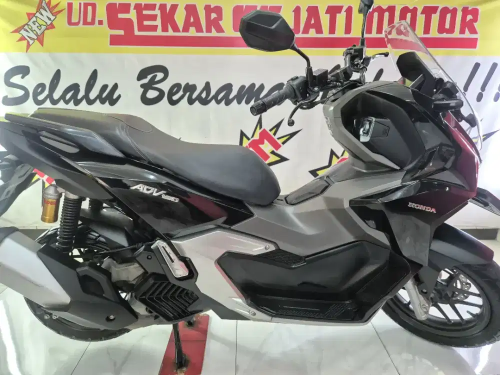 ADV 160 non ABS Hitam muluss
