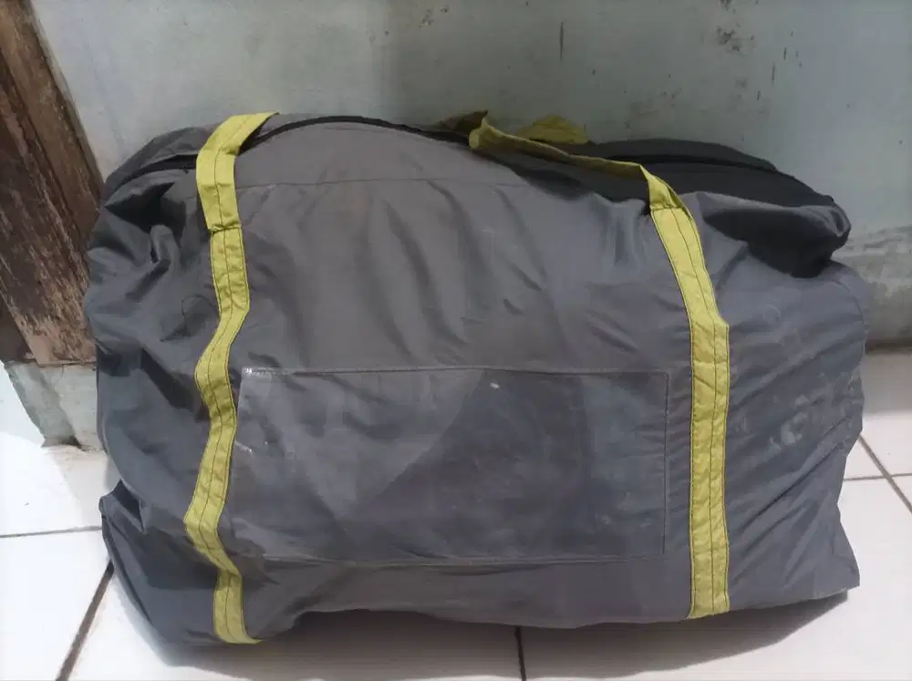 Tenda kemah pramuka