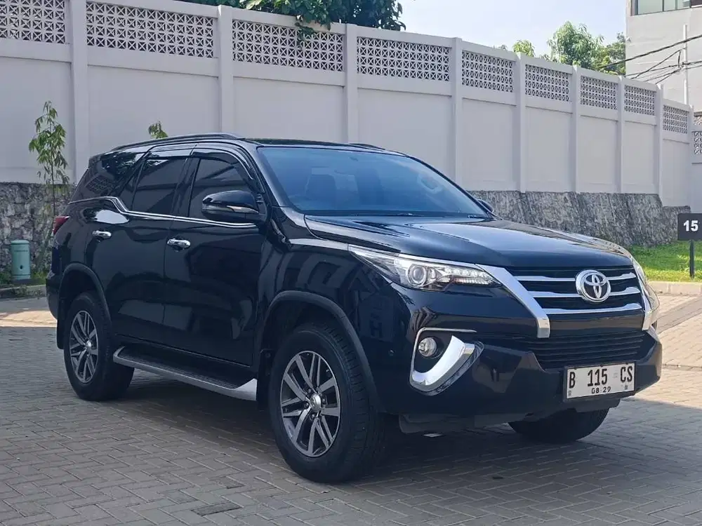 Fortuner 2.4 VRZ AT 2019 Kondisi Mulus Terawat Siap Pakai