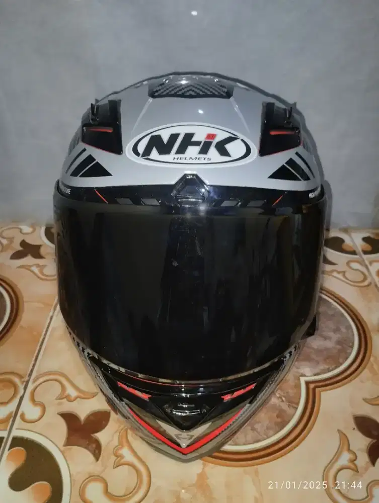 LIKE NEW] NHK RX9 Fullset Helm Fullface Second Rasa Baru