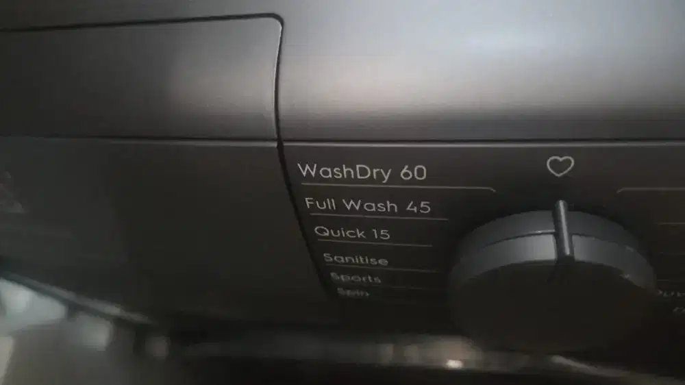 Mesin cuci Electrolux washer Dryer 10 kg. Masih baru