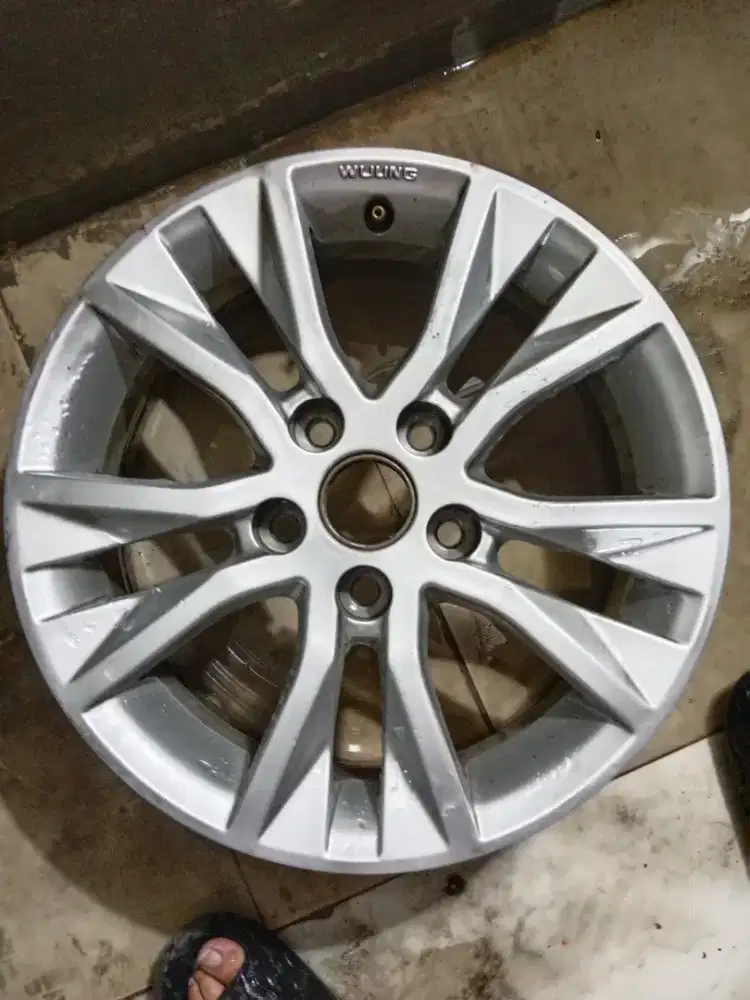 Dijual Velg Wuling Cortez 1 pcs R 16 ukuran r16 x 6 PCD 5 x 114 et 32