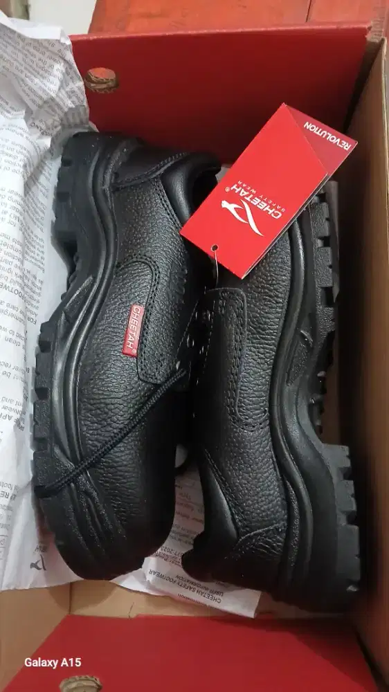 SEPATU SAFETY 2026 BARU CHEETAH