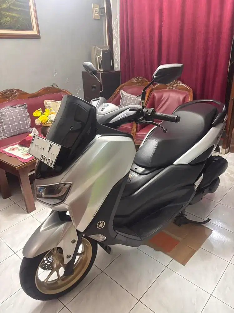 YAMAHA NMAX 2023 KEYLESS LOW KM