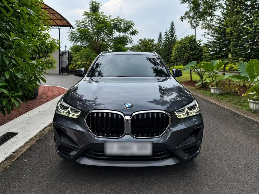 BMW X1TAHUN 2022