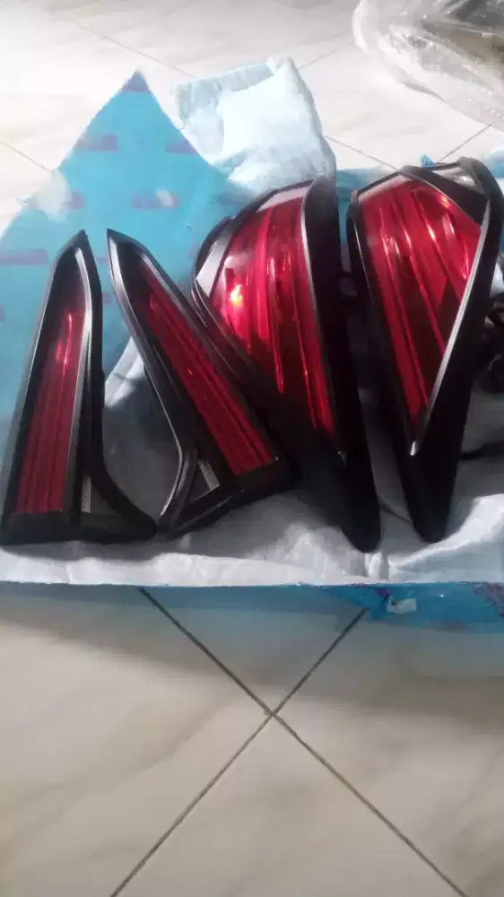 Dijual bemper Fortuner lampu dll
