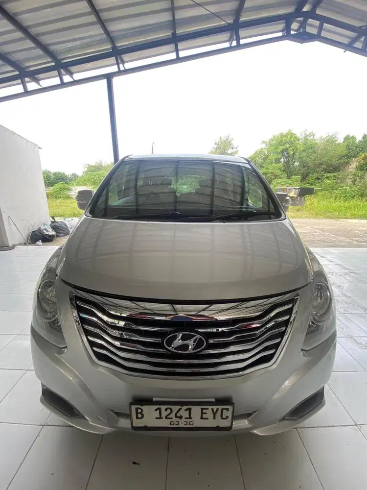 Hyundai H1 CRDI XG Diesel Matic Tahun 2014