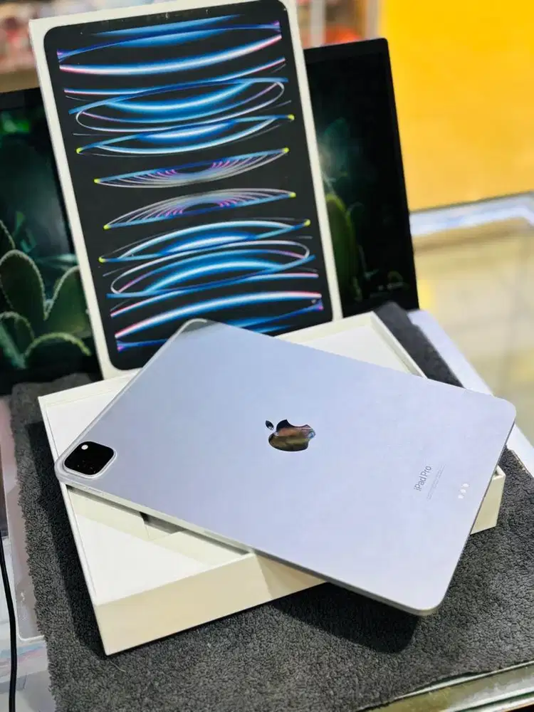 Ipad pro m2 128gb wifi only 11 inch