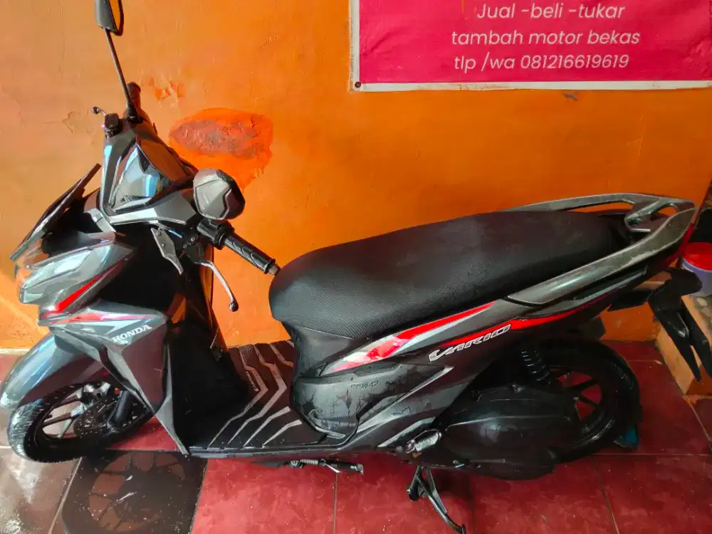 Honda Vario 2018 mulus lengkap