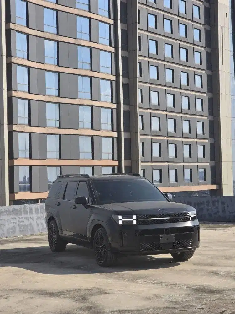 Hyundai New Santafe Calligraphy HEV Black Matte Nik 25 Super Duper