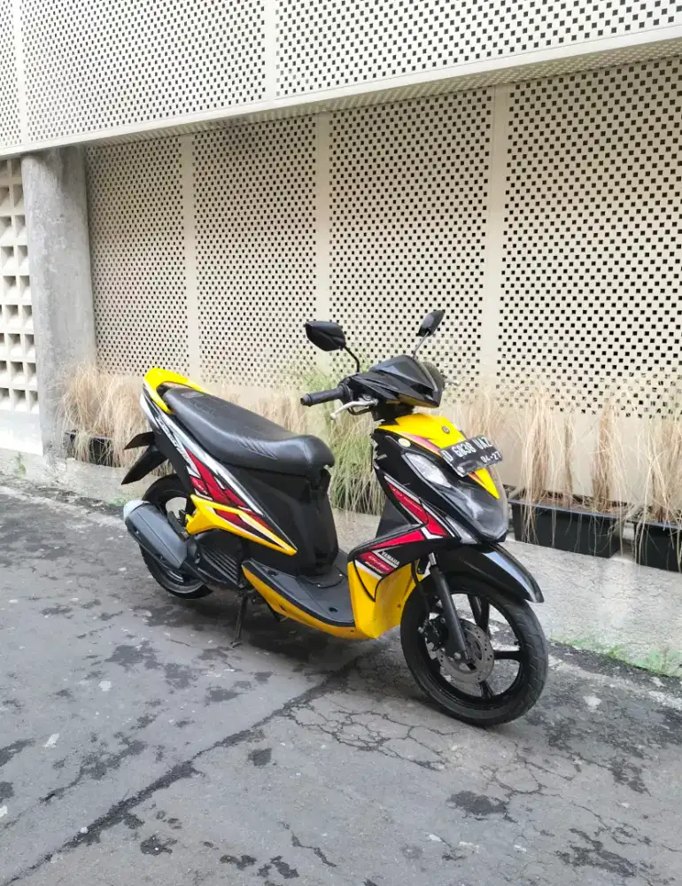 Yamaha Xeon RC 125 CW 2013 Mulus Ganteng Surat Lengkap Pajak Telat