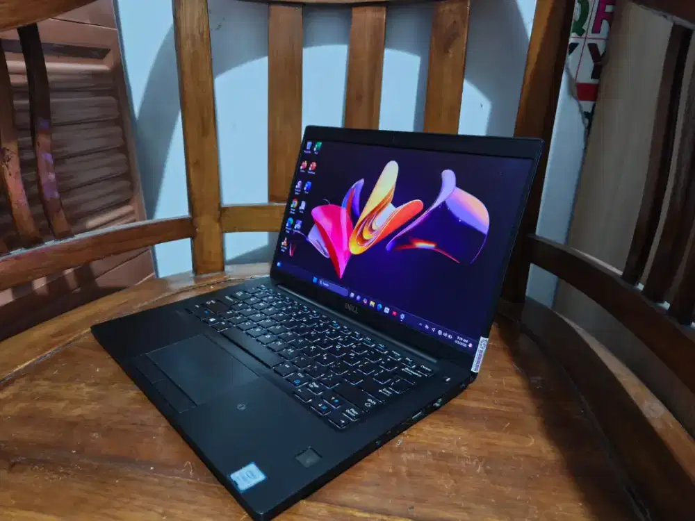 JUAL LAPTOP dell Latitude 7390