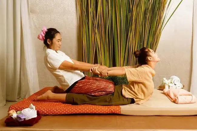 DICARI TERAPIS PIJAT KELUARGA (NON PLUS PLUS) AREA GADING SERPONG