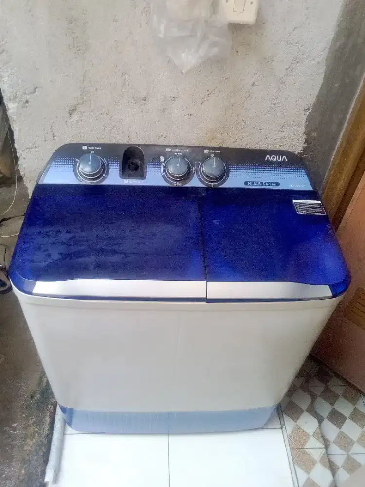 Aqua 8kg Bisa diantar