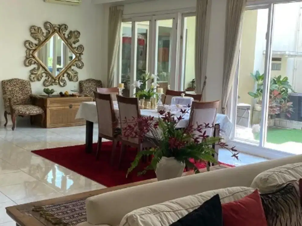Rumah Cantik Full Furnish Ada Taman Dalam Di Raffles Hills Cibubur