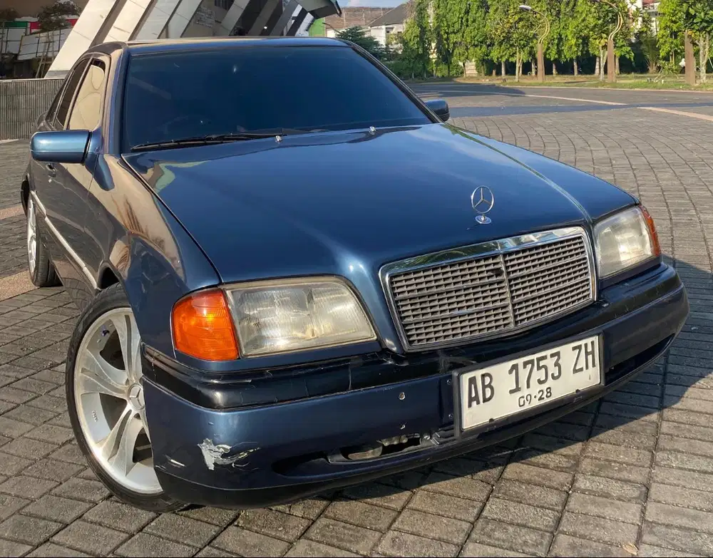 Dijual Mercedes Benz W202 C200 1996