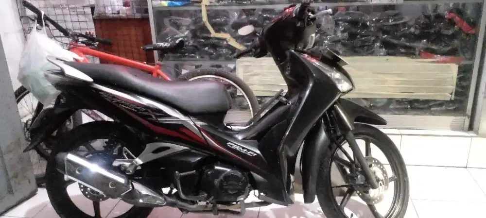 Bismillah di jual supra x 125 helmin