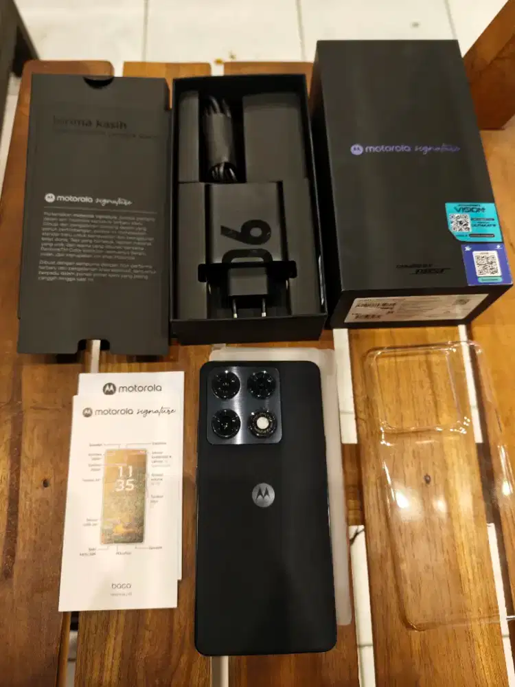 Motorola Signature 12/256