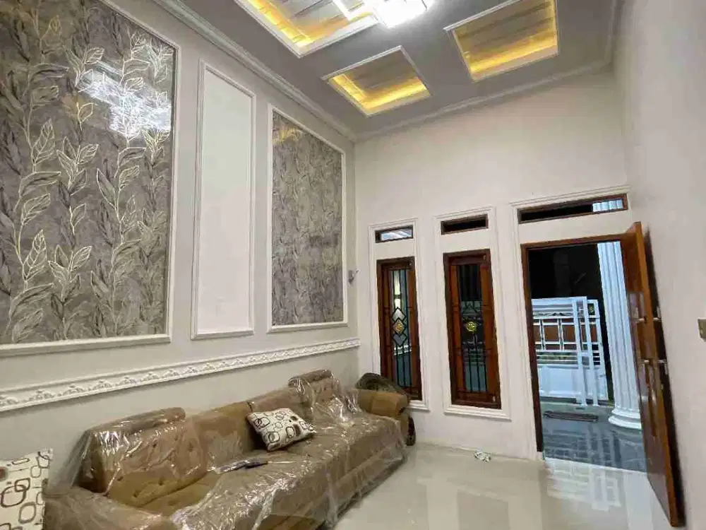 Rumah mewah full furnished..