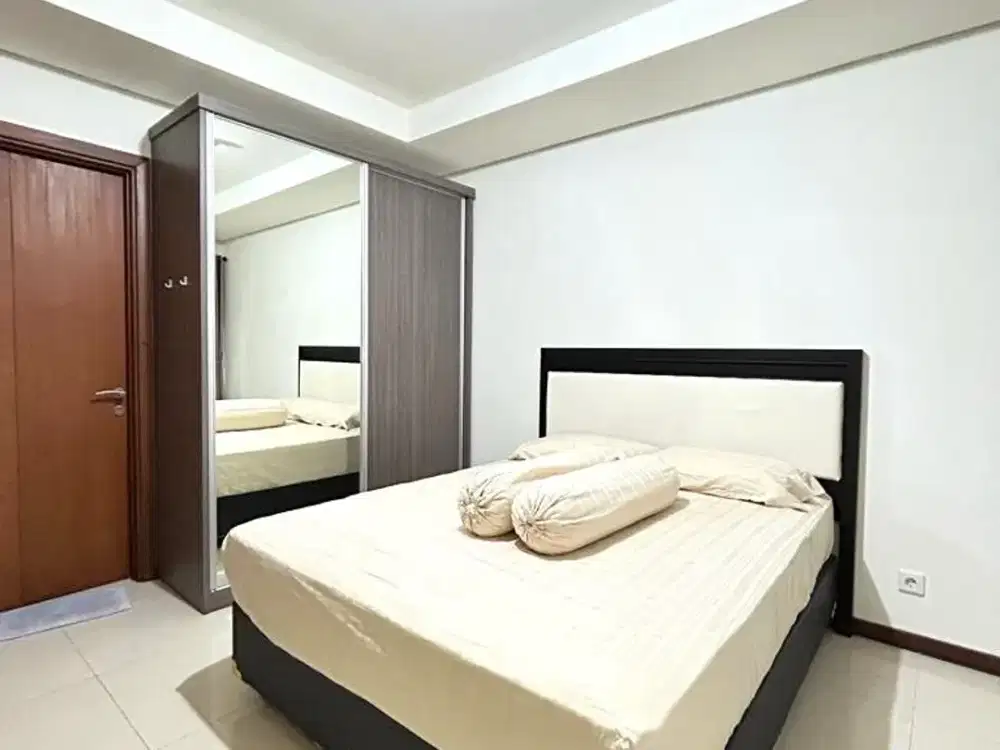 Condominium Green Bay Luit 2Br Full Furnished Simple Langka Loh!!