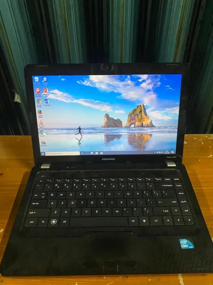 laptop compac presario cq42