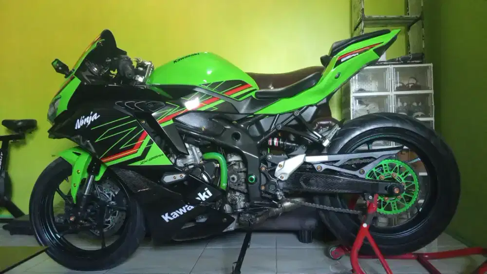 Motor Kawasaki zx25