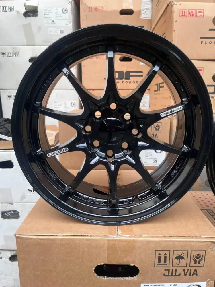 Rays ce28 ring 16 lebar 7 pcd 4x100/114,3 ET 40 vios jazz yaris