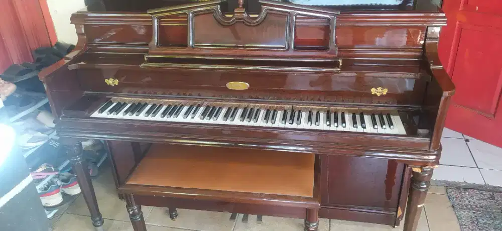 JL piano LOWREY u.s.a
