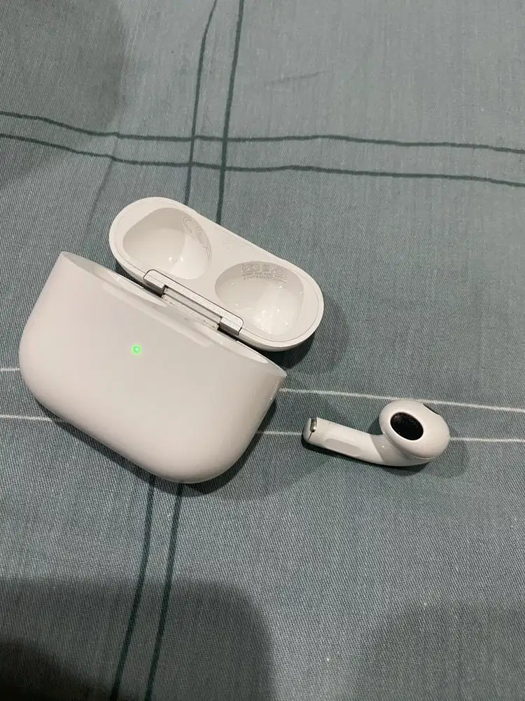 Airpods Gen 3 Piece Left / Kiri + Rumahnya