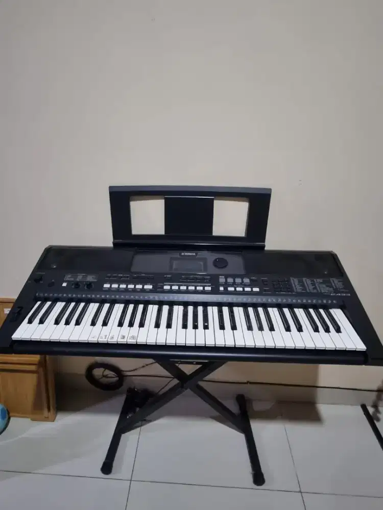 Keyboard Yamaha PSR E433