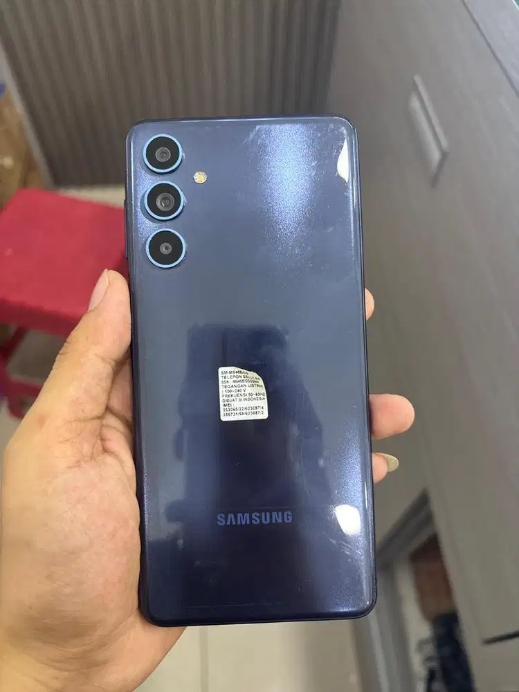 Samsung m54 8/256