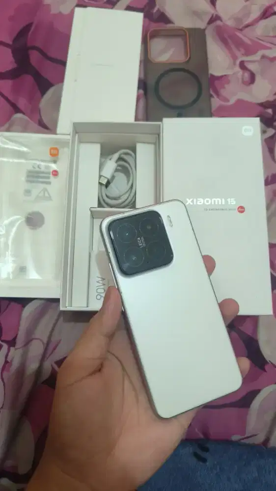 Xiomi 15 12/512 fulset resmi nominus